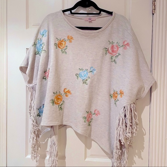 Anthropologie Swingy Fringe Poncho with Embroidered Flowers - Picture 3 of 7